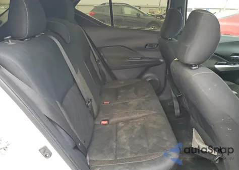 2019 Nissan Kicks from USA, damaged, VIN 3N1CP5CU0KL559111